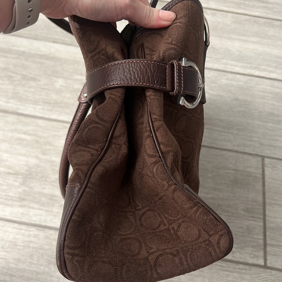 Ferragamo Gancini Brown Canvas Tote Bag w/leather details - Picture 6 of 17